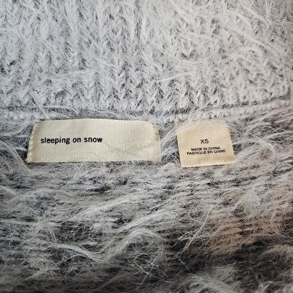 Anthropologie Sleeping on Snow Wool Fuzzy Off Shoulder Sweater Tunic Gray XS - Picture 9 of 12